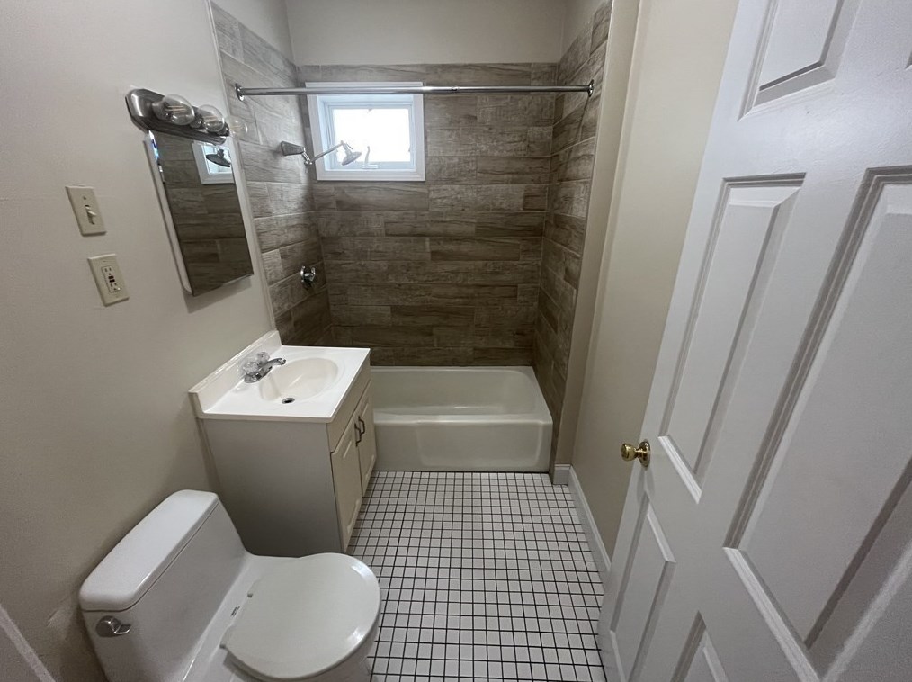 42 Pearl St, Everett MA 02149-1106 exterior