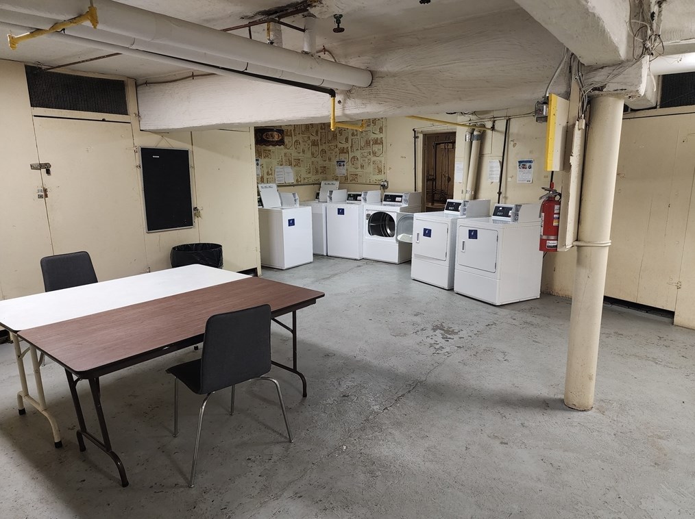 573 Washington St, Brookline MA 02446-4585 exterior