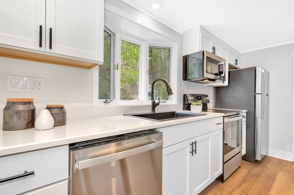 80 River Rd, Merrimac MA  01860-2317 exterior