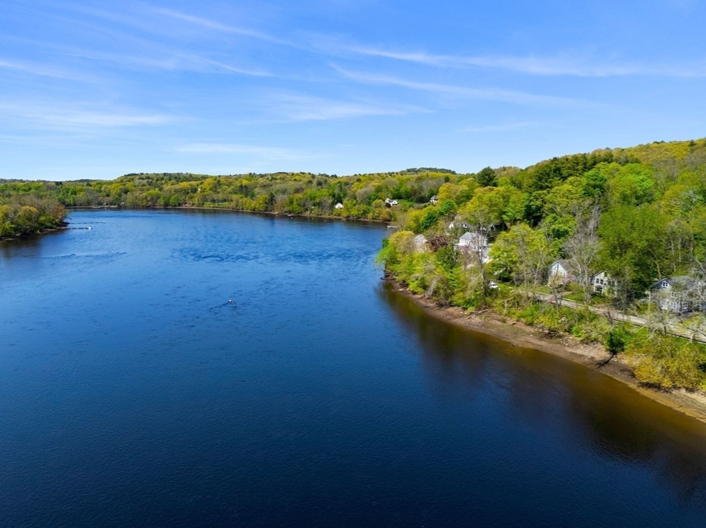 80 River Rd, Merrimac MA  01860-2317 exterior