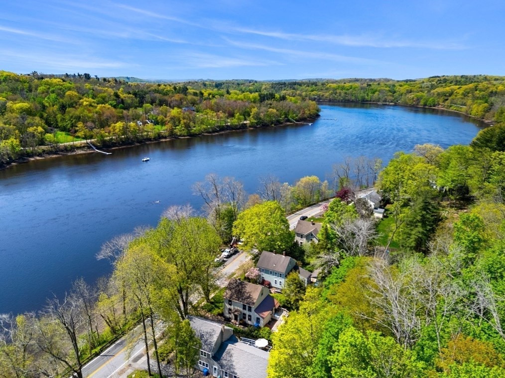 80 River Rd, Merrimac MA  01860-2317 exterior