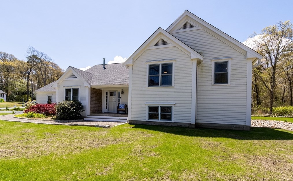 26 Chipman Rd, Sandwich, MA 02563 exterior