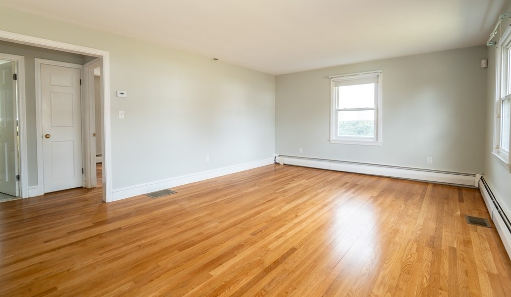 2 Blaney Cir, Seekonk MA exterior