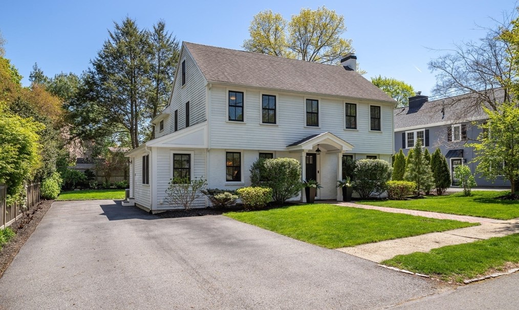 26 Stowell Rd, Winchester, MA 01890 exterior