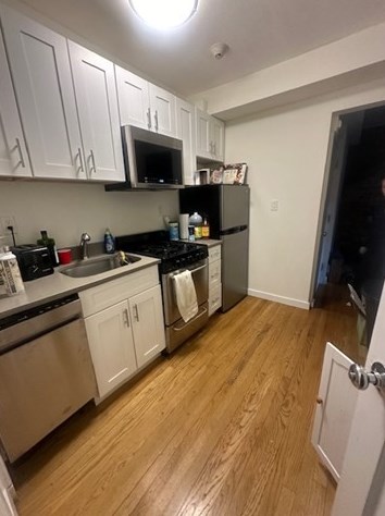 63 Hancock St #1r, Boston, MA 02114