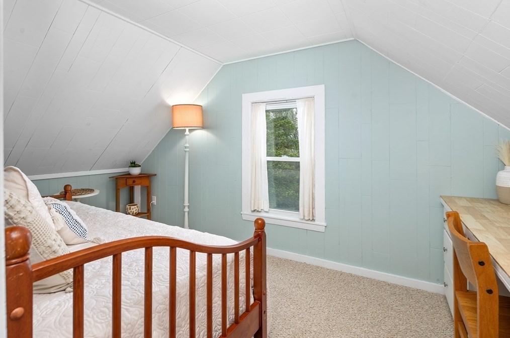 1 Church St, Hanover MA 02339-2316 exterior