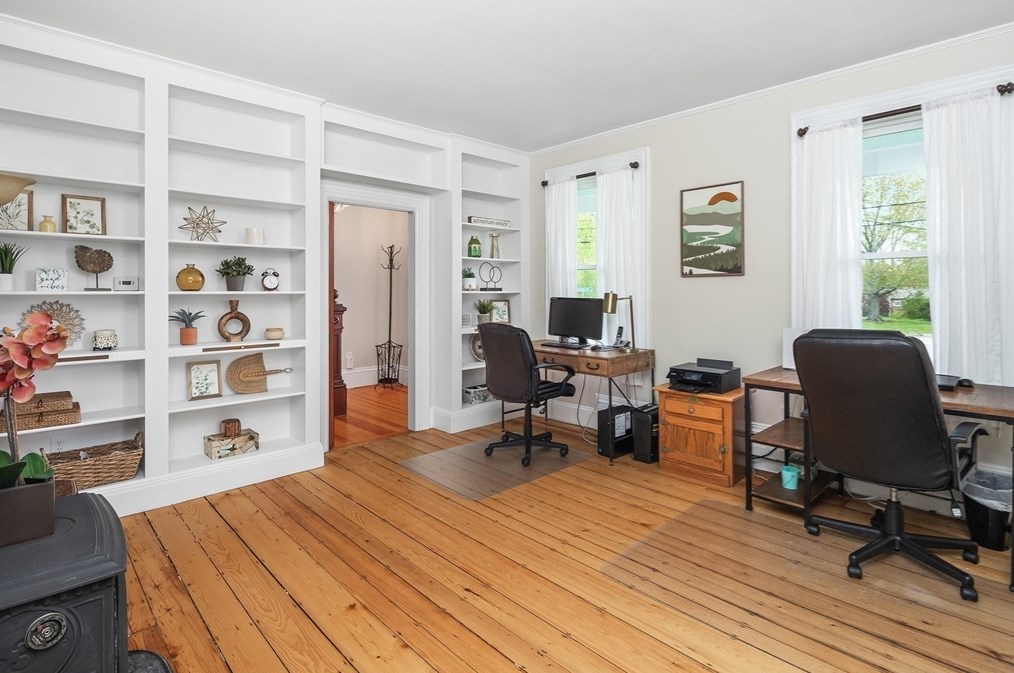 1 Church St, Hanover MA 02339-2316 exterior