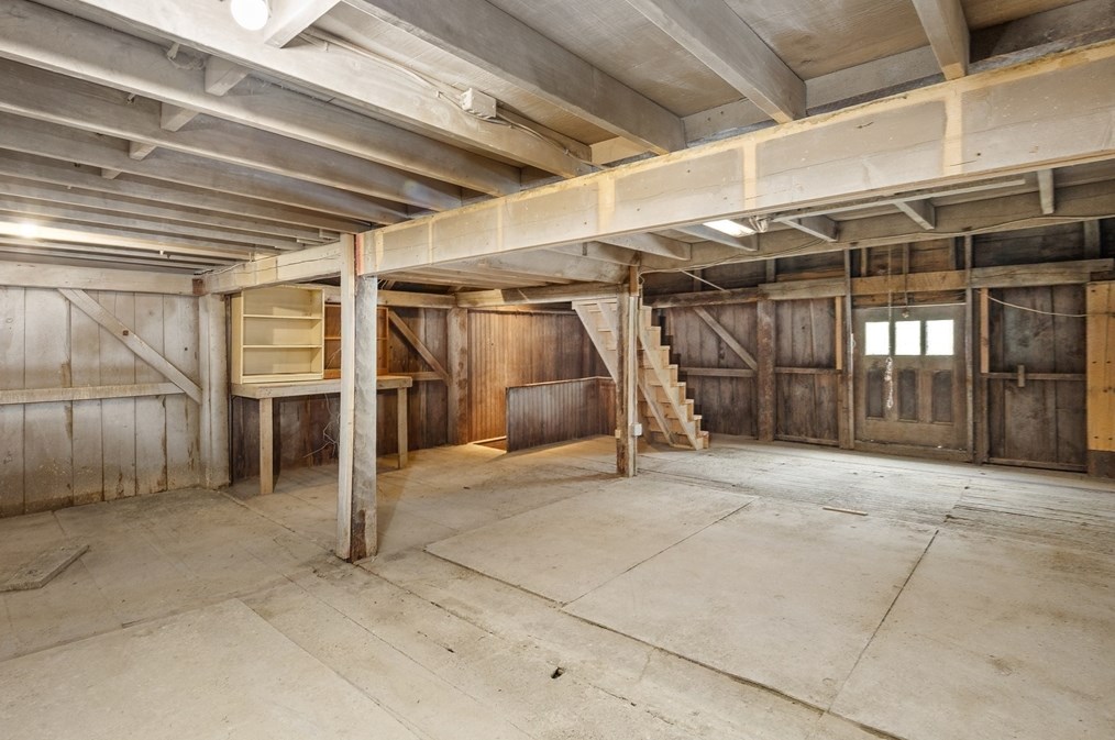 1 Church St, Hanover MA 02339-2316 exterior