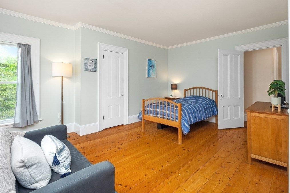 1 Church St, Hanover MA 02339-2316 exterior