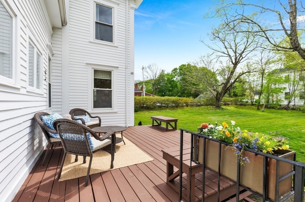 1 Church St, Hanover MA 02339-2316 exterior