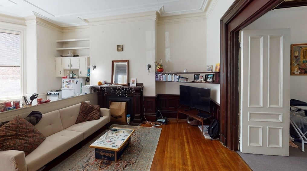 172 Marlborough #1r, Boston, MA 02116