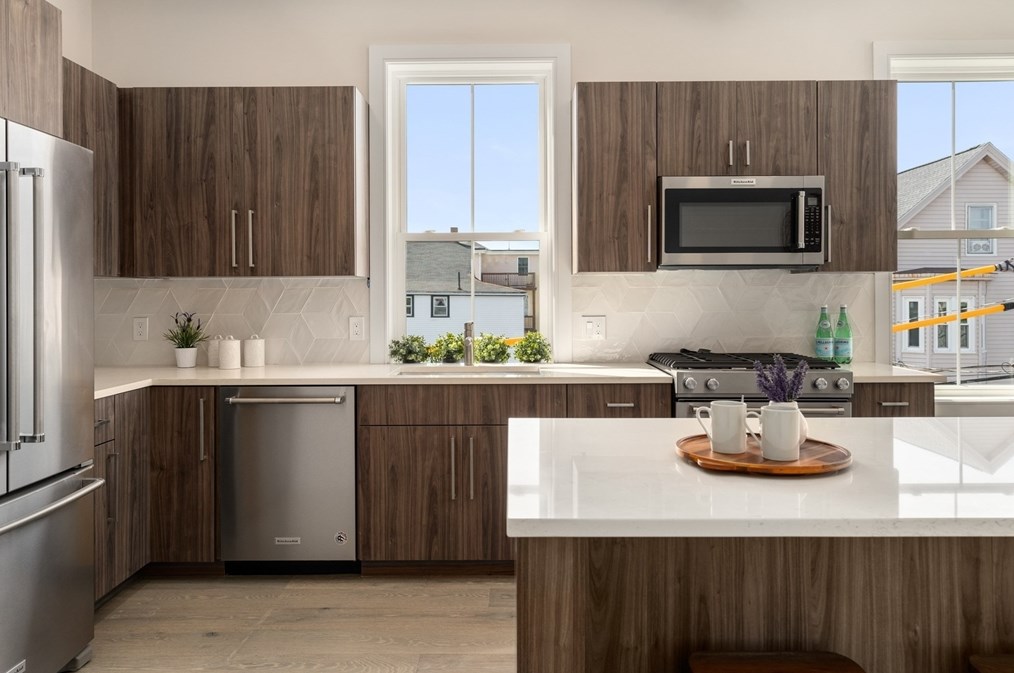 24 Rush St, Somerville, MA 02145 exterior