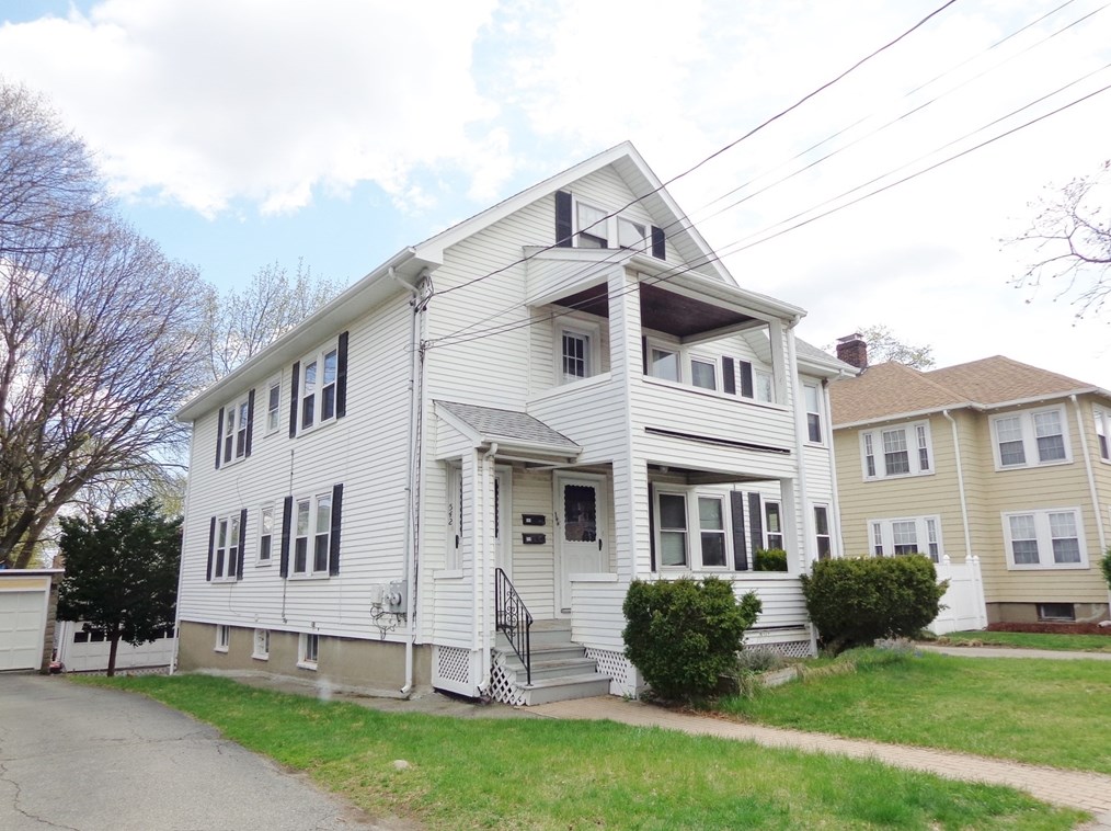 542 School St, Belmont MA 02478-3706 exterior