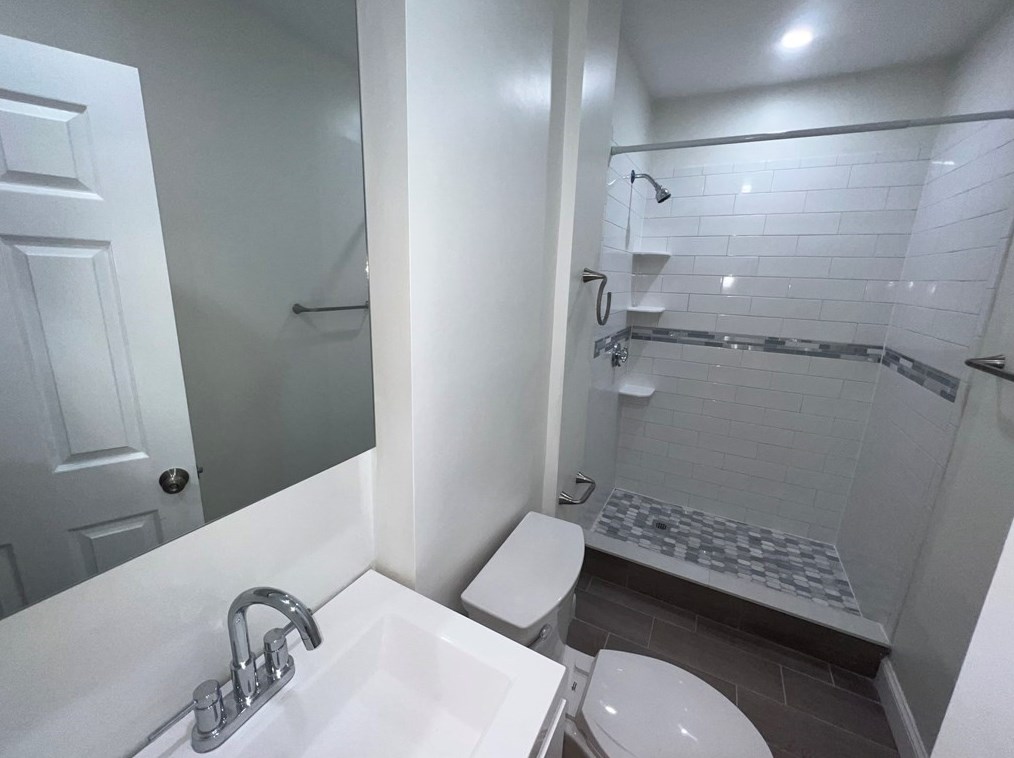 110 Old Harbor St #Â½, Boston, MA 02127