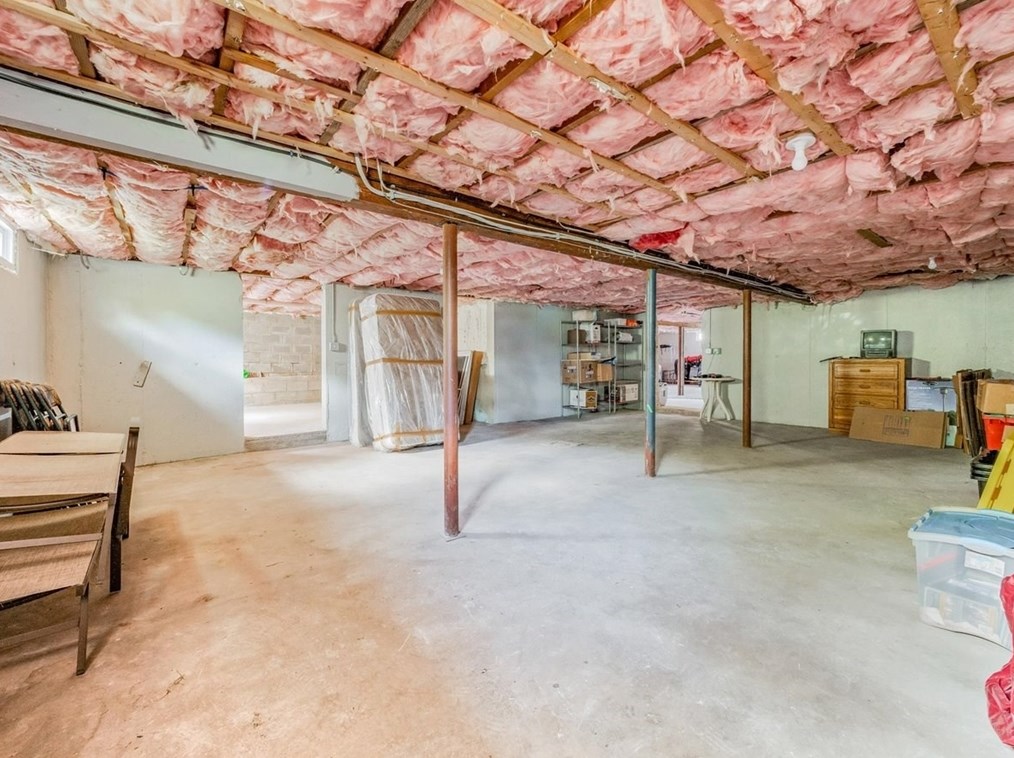 71 Cpe Cod Ave, Plymouth MA 02360-5944 exterior