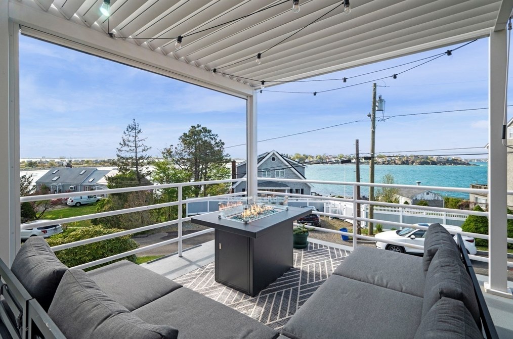 20 Greystone Rd, Nahant MA 01908-1244 exterior