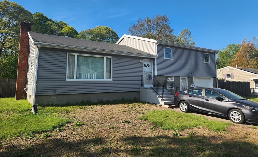 16 Pierce St, Brockton, MA 02302