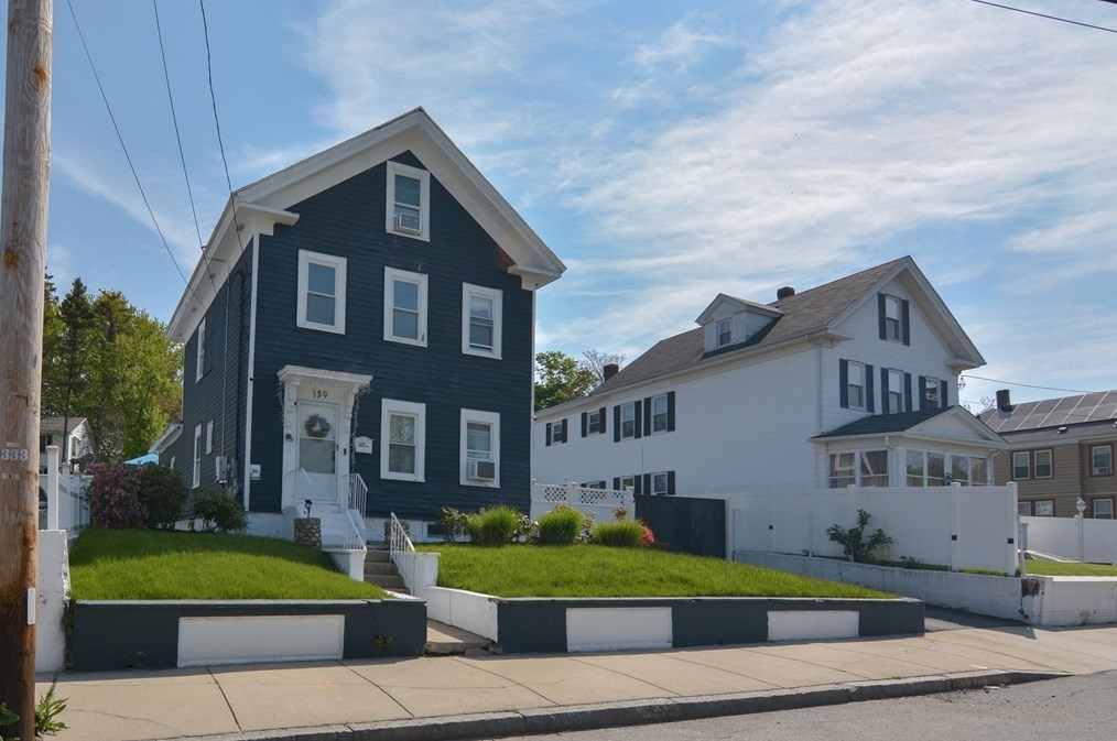 159 High St, Lawrence, MA 01841 exterior