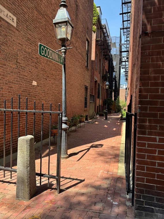 5 Goodwin Pl, Boston MA  exterior