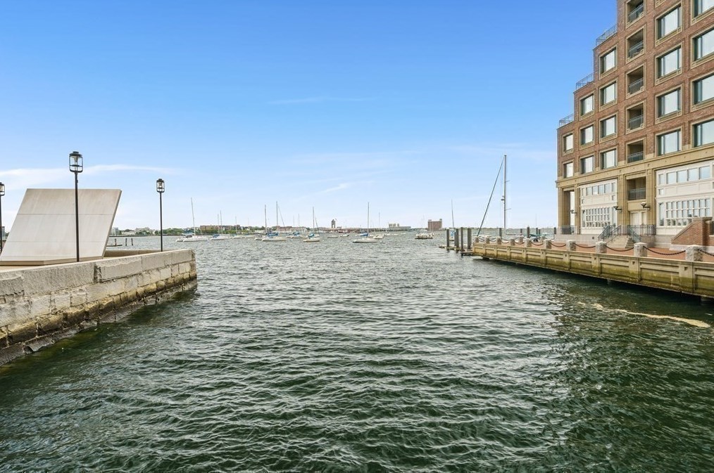 65 India Row, Boston MA  exterior