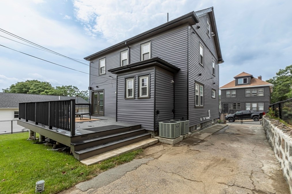 7 Blakeville St, Boston MA exterior