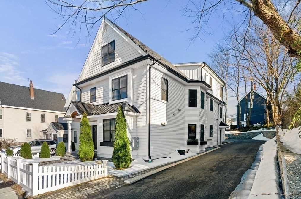 52 Cohasset St, Boston MA exterior