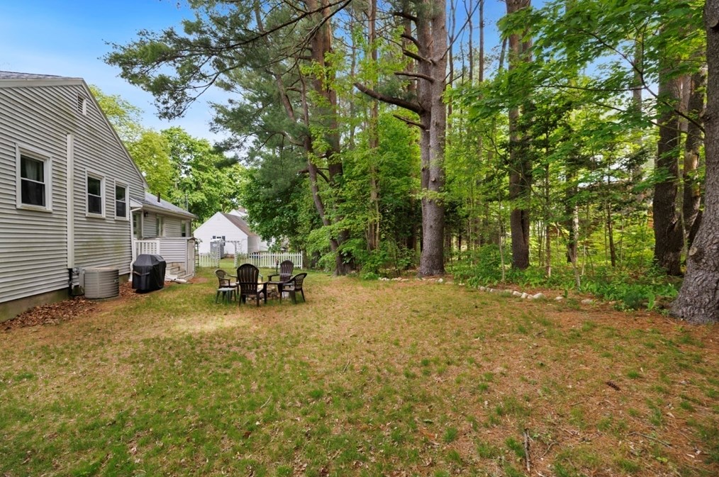 5 Priscilla Rd, Lynnfield MA 01940-1117 exterior