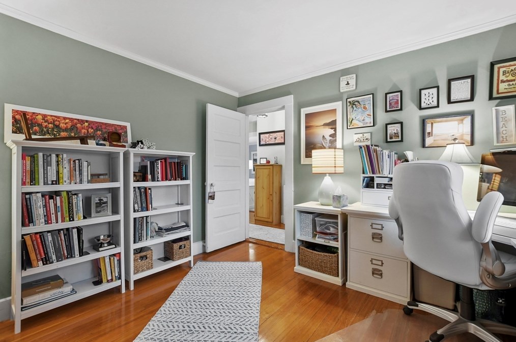 300 Billings St, Quincy MA 02171-1803 exterior