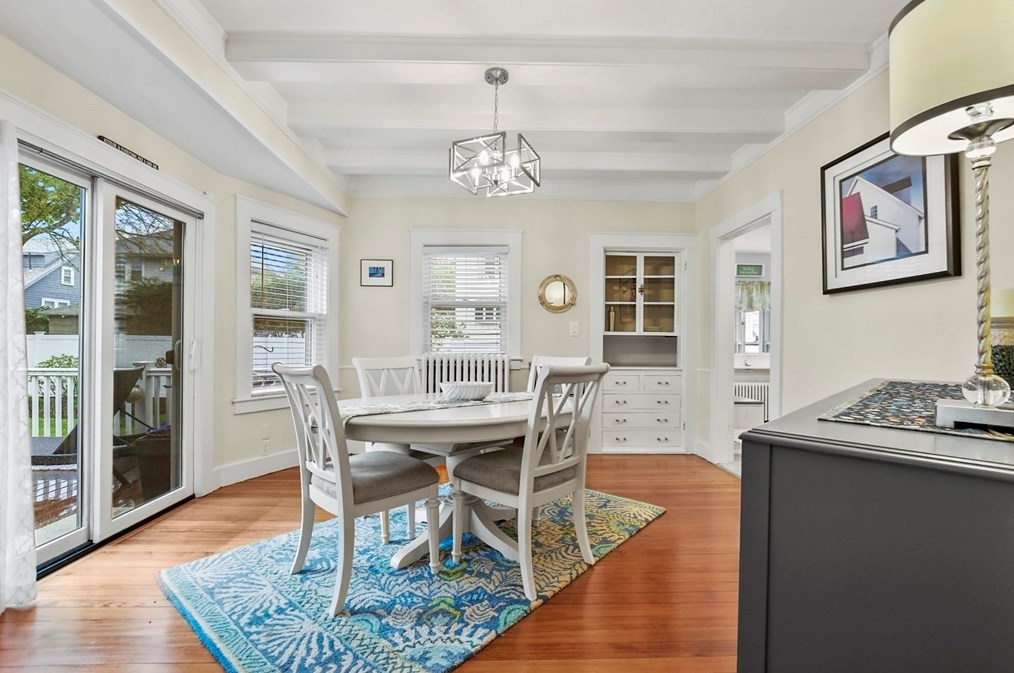 300 Billings St, Quincy MA 02171-1803 exterior