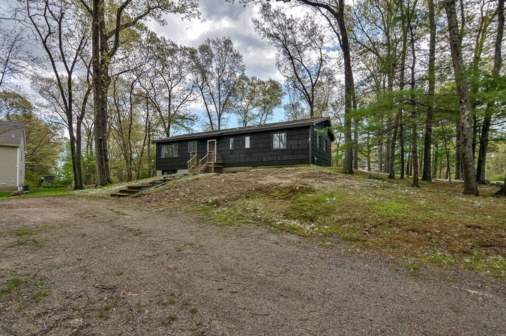 44 Bailey Ln, Georgetown, MA 01833