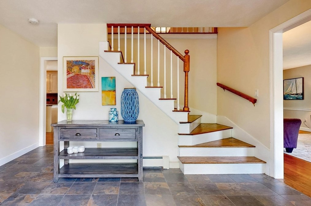 27 Cheney Pond Rd, Medfield, MA 02052 exterior