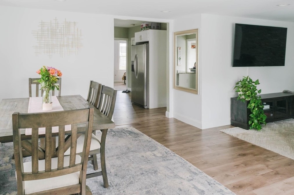 124 Farrar Ave, Worcester MA  01604-3261 exterior