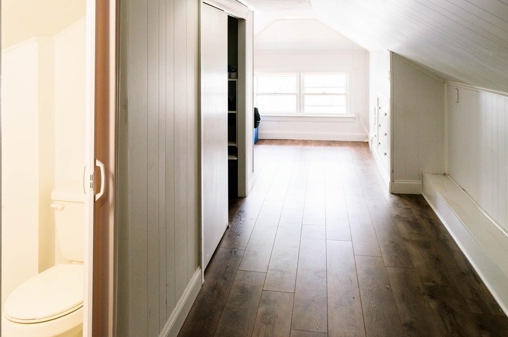 124 Farrar Ave, Worcester MA  01604-3261 exterior