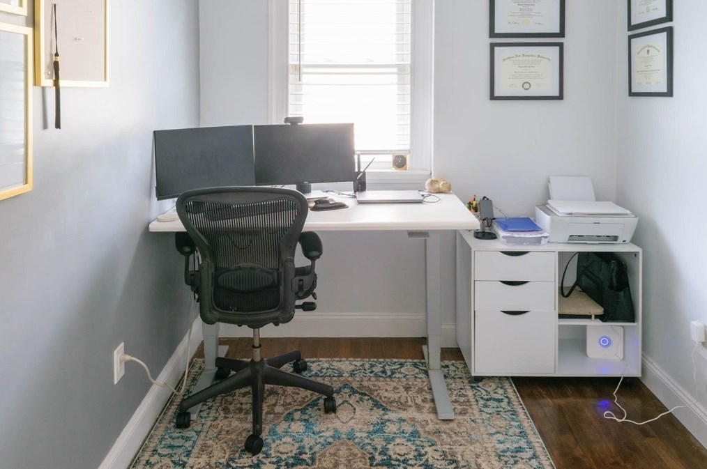 124 Farrar Ave, Worcester MA  01604-3261 exterior