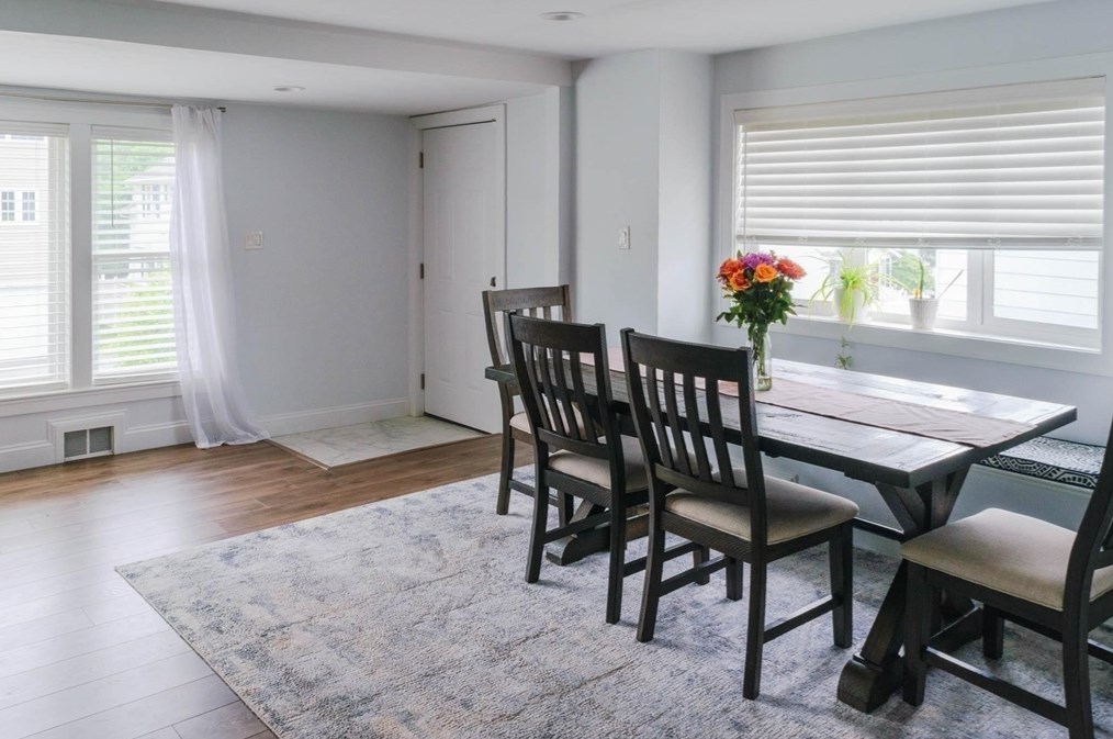 124 Farrar Ave, Worcester MA  01604-3261 exterior