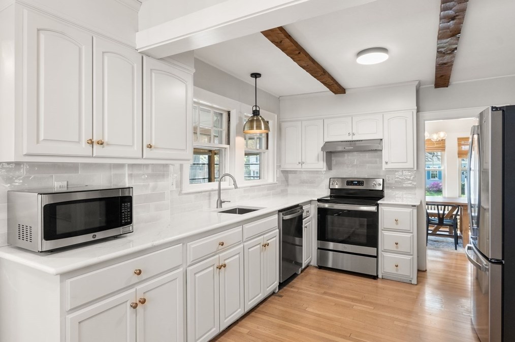 20 Lawrence Rd, Reading MA 01867-1707 exterior