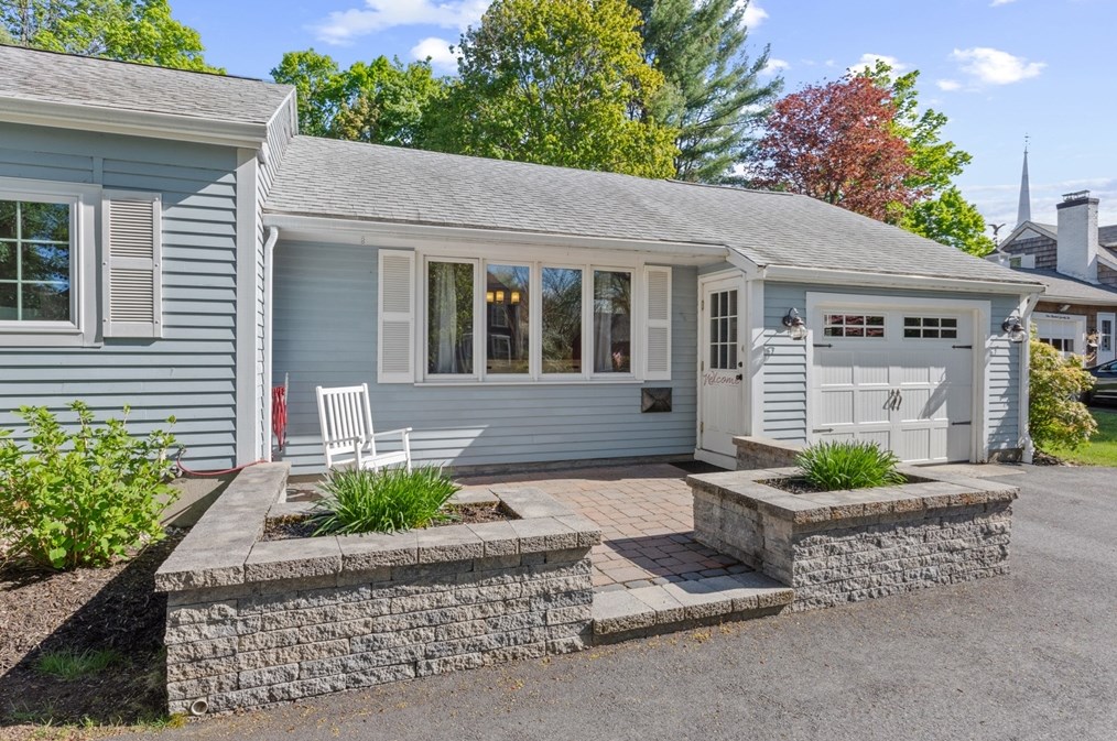 170 Lowell St, Andover, MA 01810