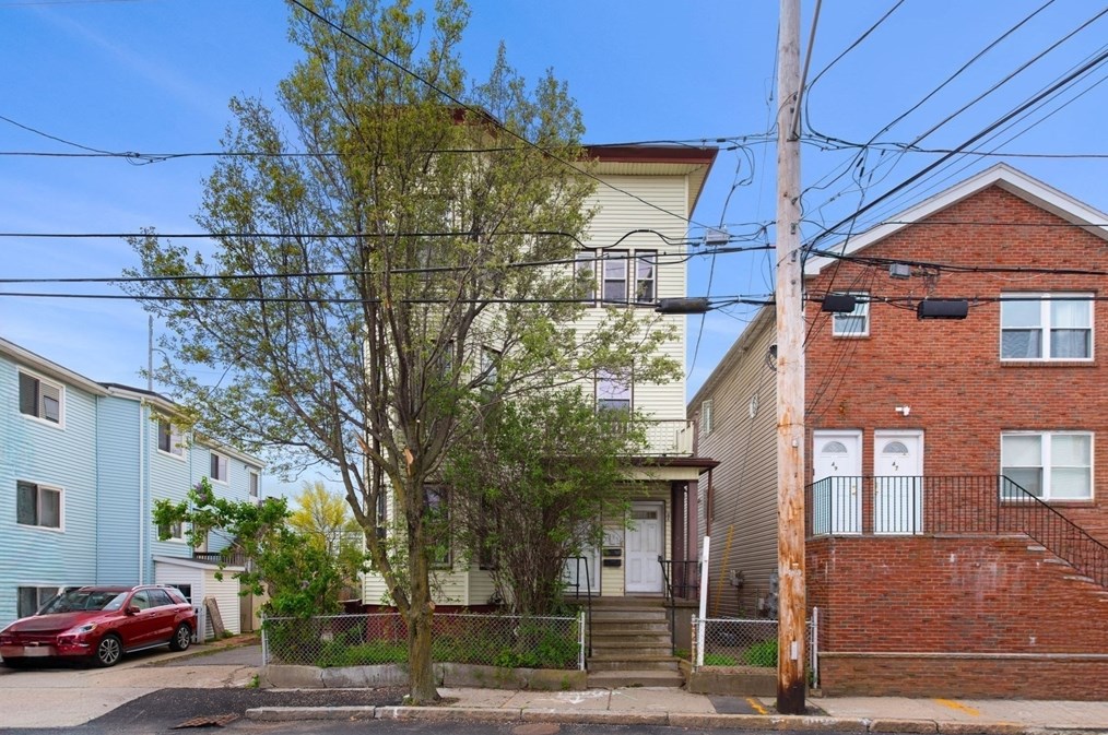 51-53 Paris St, Everett, MA 02149