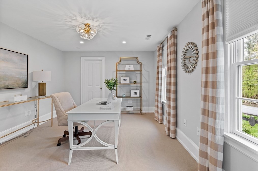 116 Abbot St, Andover MA  01810-4833 exterior