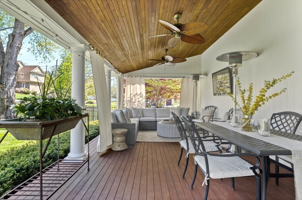 116 Abbot St, Andover MA  01810-4833 exterior