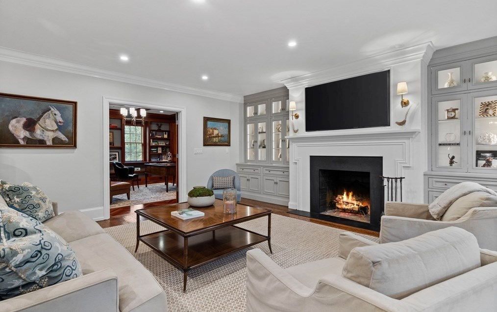 116 Abbot St, Andover MA  01810-4833 exterior