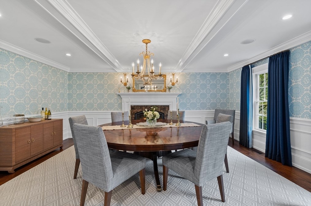 116 Abbot St, Andover MA  01810-4833 exterior