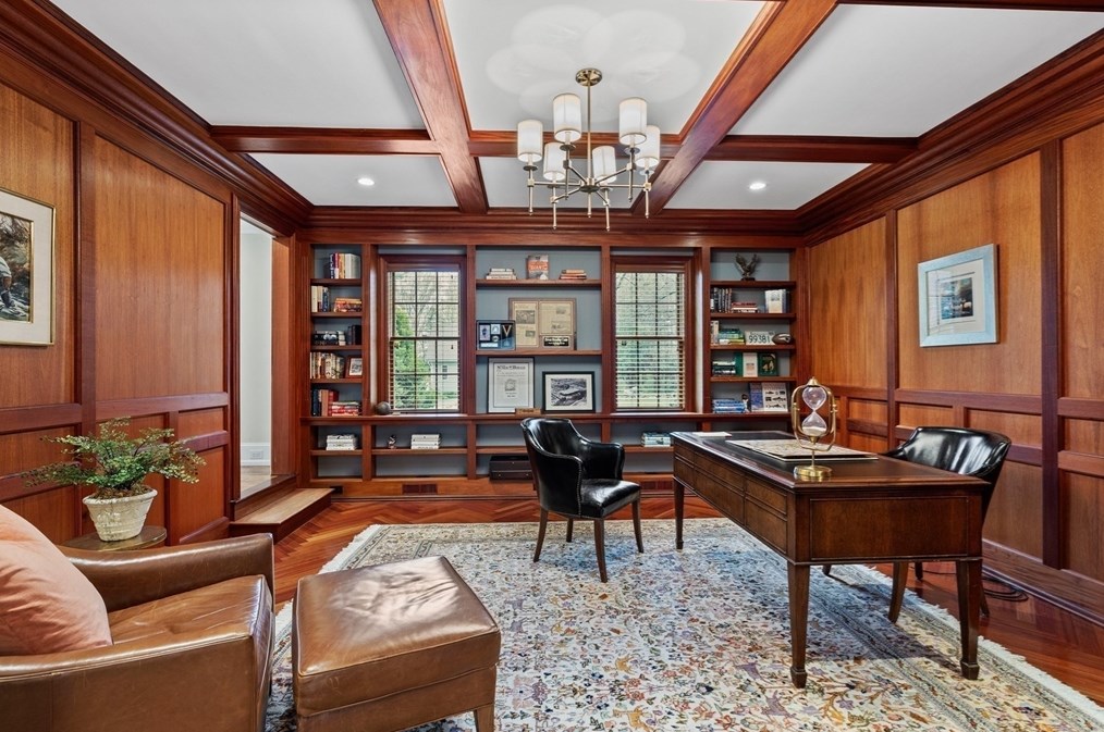 116 Abbot St, Andover MA  01810-4833 exterior