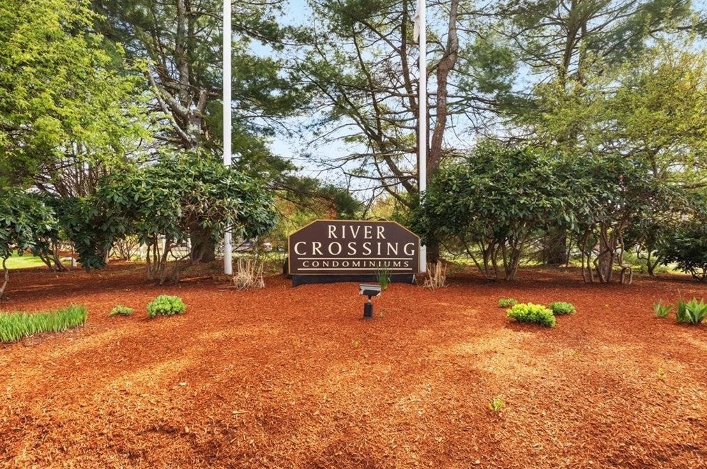 7 Edgewater Dr #7, Norton, MA 02766