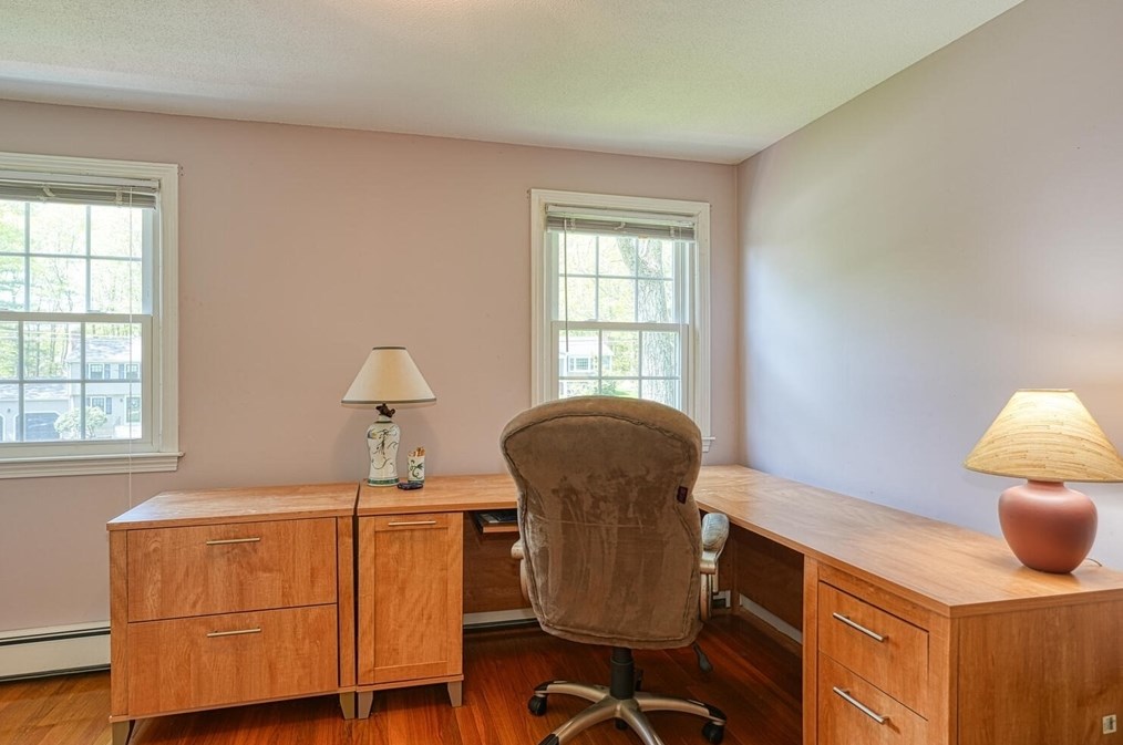 29 Walnut Rd, Holliston MA 01746-1584 exterior