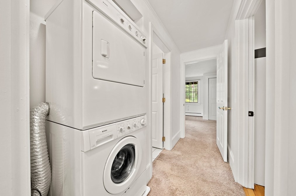 393 Tremont St, Duxbury MA  02332-4904 exterior