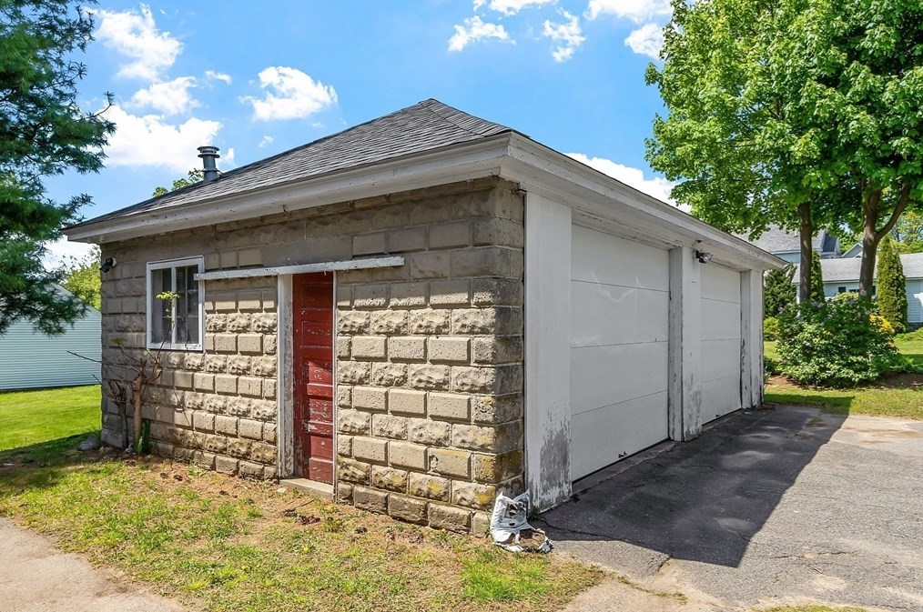 24 Prescott St, North Andover MA 01845-1717 exterior