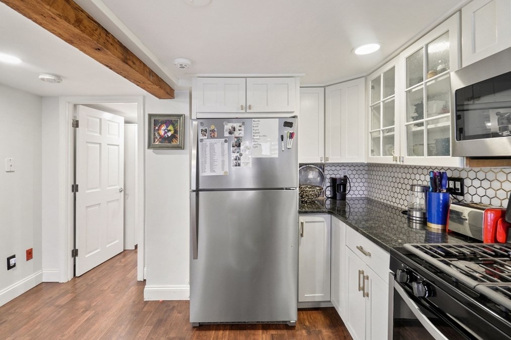 13 Albemarle St #a, Boston, MA 02115