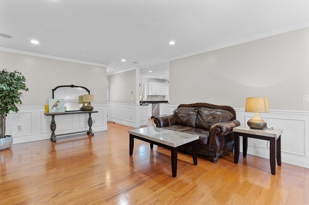 39 Magnavista Dr, Haverhill MA 01830-2294 exterior