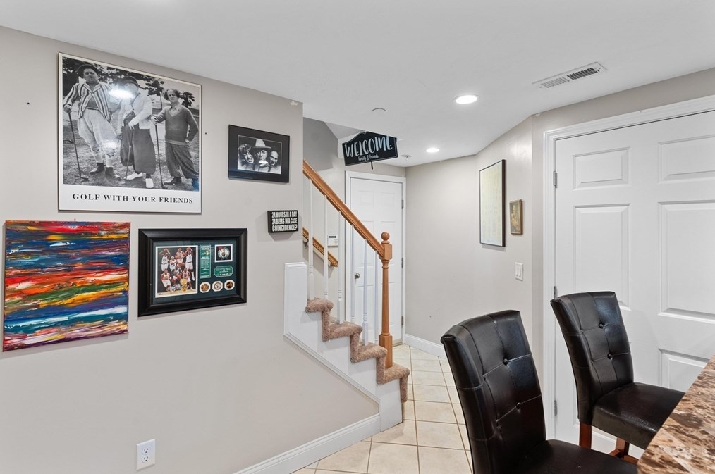 39 Magnavista Dr, Haverhill MA 01830-2294 exterior